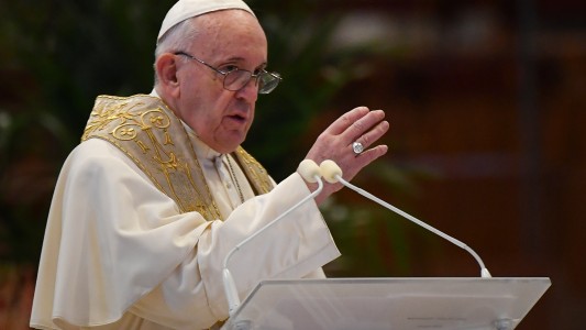 El papa Francisco pidió perdonar deudas y que se "relajen" sanciones a los países afectados por el coronavirus