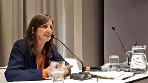 "Necesitamos un esfuerzo mayor de los adultos para trabajar con los chicos"