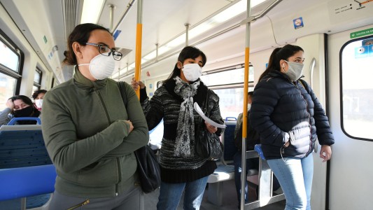 Especialistas estiman que el distanciamiento social deberá seguir hasta el 2022