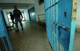 Un preso murió tras una pelea en el patio de la cárcel de Las Flores