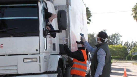 En Vera le toman la temperatura corporal a quienes ingresan a la ciudad