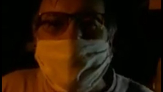 Cacerolas, distanciamiento social y barbijos en Barrio Roma