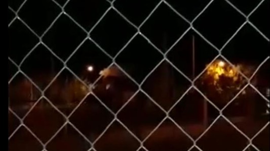 Alarmas, bocinas y silbatos para reclamar seguridad en Ángel Gallardo