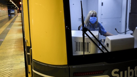 Esperan que durante el pico de la pandemia haya hasta 3.000 contagios por día en Buenos Aires