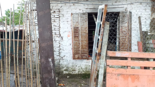 Voraz incendio en una vivienda de Santo Tomé