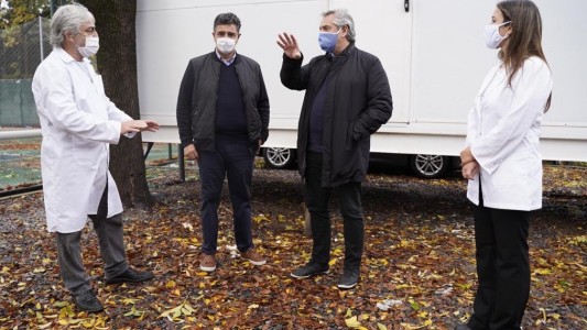 Alberto Fernández se mostró por primera vez con barbijo