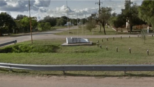 Violaron la cuarentena y filmaron un video porno en la calle: tres hombres y una mujer detenidos