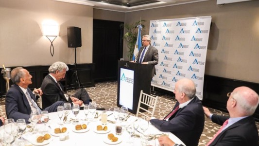 Asociación Empresaria Argentina pide una "vuelta ordenada al trabajo y la producción"