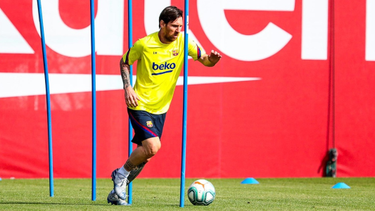 Messi completó su primera práctica en el Barcelona tras la cuarentena