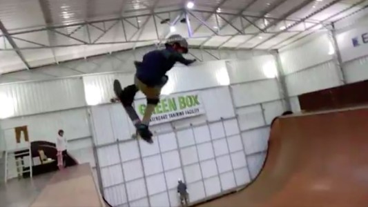 Video: Un niño de 11 años logra un truco en skate que ni Tony Hawk había logrado hacer