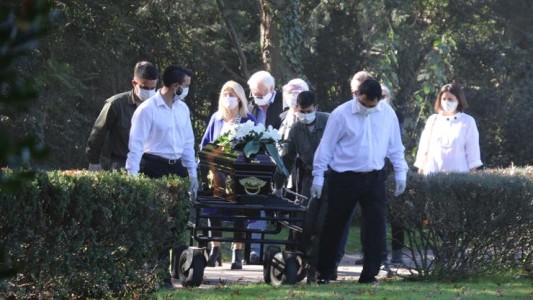 La familia de Sergio Denis despidió al cantante con una ceremonia íntima