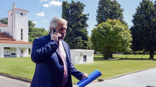 Primer recorrido provincial en cuarentena: el Presidente visita Santiago del Estero y Tucumán