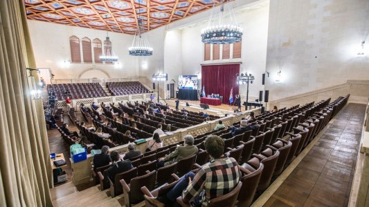 Buscan aumentar aportes de sectores concentrados para beneficiar la recaudación