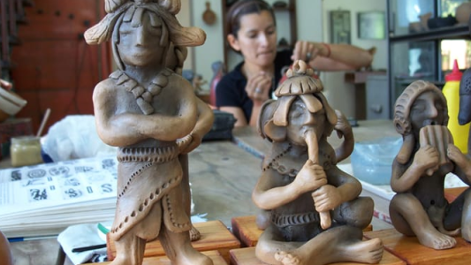 La ciudad, el barro y el río: 60 años de Cerámicas del Litoral