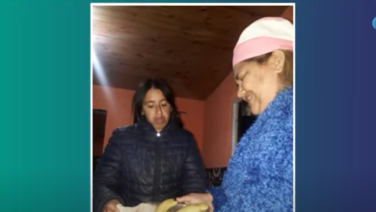 Comida solidaria para los adultos mayores en Santa Rosa de Lima