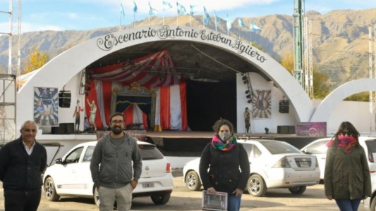 En San Luis autorizan los autocines y se vienen las autopeñas
