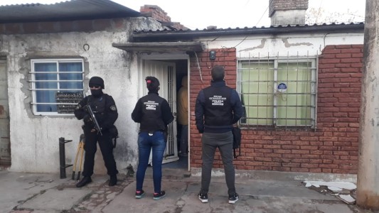 Desbaratan un "bunker" de drogas en Barrio Barranquitas