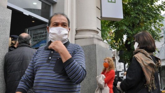 Bancos amplían la atención por ventanilla para personas con discapacidad