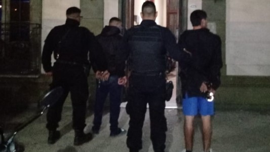 Villa Oculta: tenían una carabina y una tumbera, cayeron presos