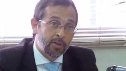 "Desahogo sexual": Con 800 mil firmas piden juicio político al fiscal Rivarola