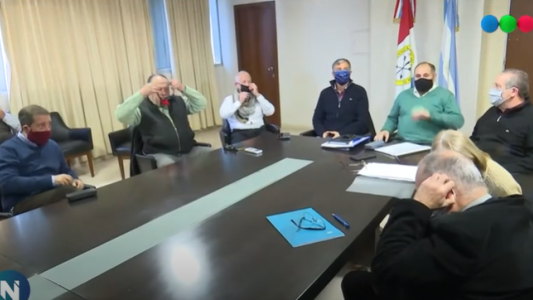 El gobierno se reunió con gremios docentes para analizar al vuelta a clases