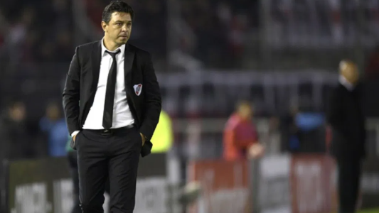 El Presidente contó que habló con Gallardo sobre el regreso del fútbol