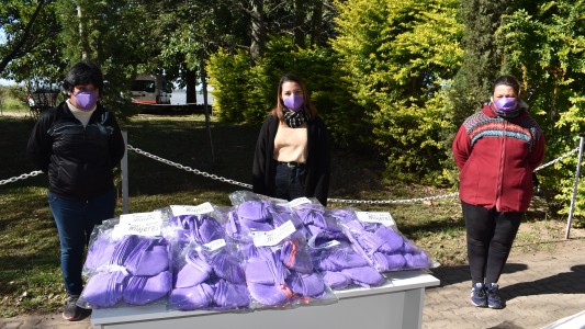 900 barbijos confeccionados por mujeres emprendedoras para la Provincia