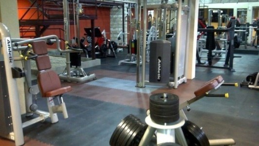 Un lunes diferente: reabren bares, restaurantes y se habilita la actividad física