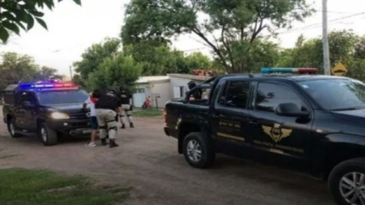 Más de 50 personas rompieron la cuarentena en Córdoba para disputar un partido de fútbol barrial