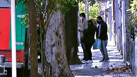 Evacuaron un geriátrico en el barrio de Flores por contagio masivo de COVID-19