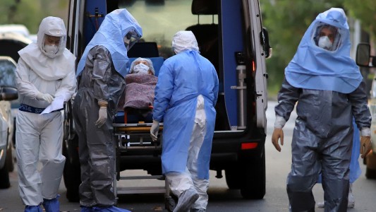 Coronavirus: reportan otras nueve muertes y se elevan a 842