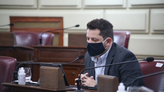 Dramática situación de la movida tropical santafesina: "El que no canta, no come”