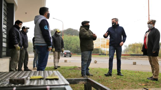 Se realizan refacciones en el edificio municipal del acceso sur a Santa Fe