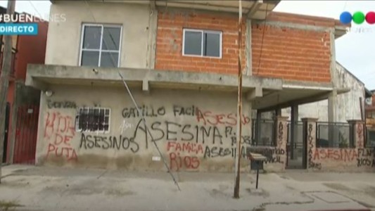 Amenazan a una policía que mató a un ladrón