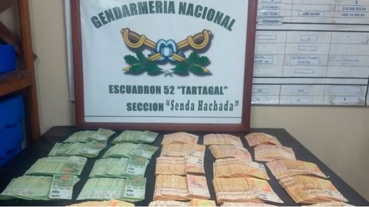 Encontraron $2 millones ocultos en un camión durante un control de rutina en Salta