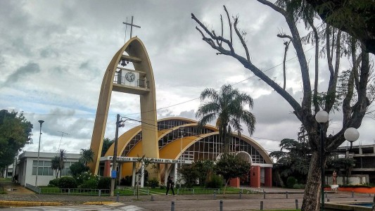 COVID-19: los resultados de nuevos hisopados definirán si Franck retrocede de fase