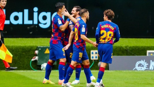 Barcelona dejó escapar la victoria sobre el final y Messi no pudo llegar a los 700