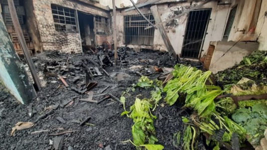 Se incendió una verdulería en Recreo y se investiga si fue intencional
