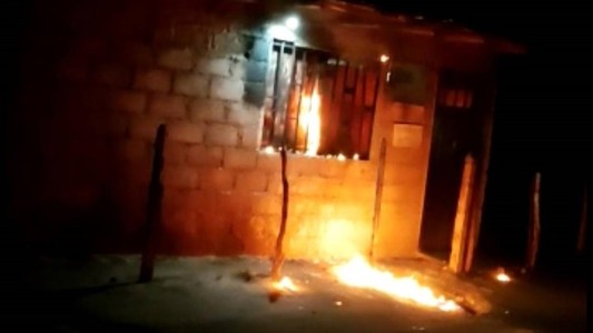 Denuncian la quema de un comedor comunitario en San Luis