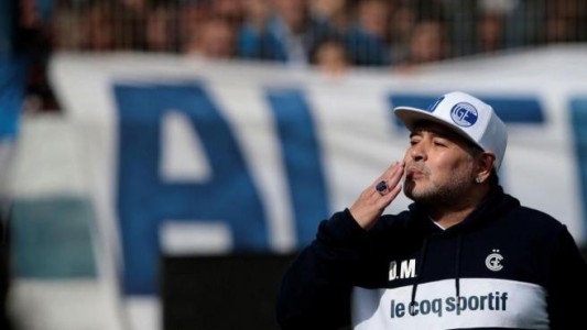 ¿Maradona a la selección de España?