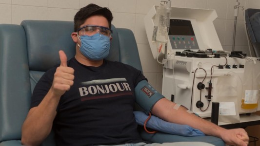 La historia del recuperado de coronavirus que se convirtió en superdonante de plasma