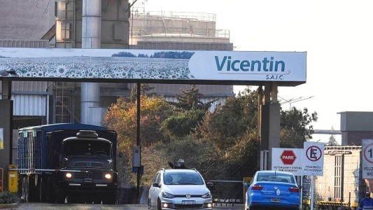 Solicitan la inhibición de bienes de González Fraga y Roberto Vicentin