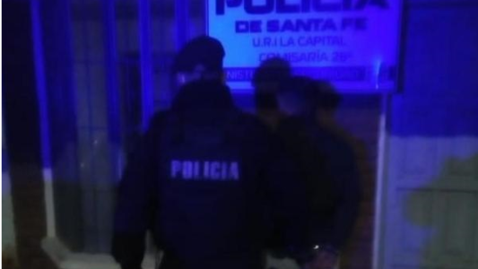 Cinco detenidos y secuestro de armas de fuego en distintos operativos policiales