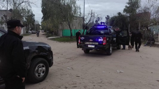 En operativos de control, desbarataron una fiesta clandestina y un evento deportivo en Rincón
