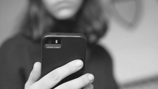 Guía práctica para para evitar el ciberbullying y el grooming a niños y adolescentes en pandemia