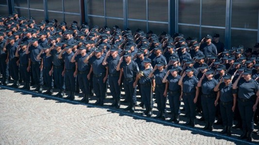 Busatto: “La política y el Estado tienen que involucrarse en la policía”