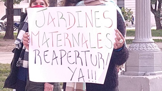 Propietarios de jardines maternales exigen la reapertura de manera urgente