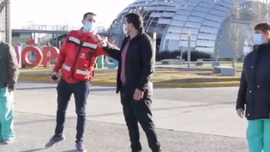 Dieron el alta al primer paciente internado en Tecnópolis y donará plasma