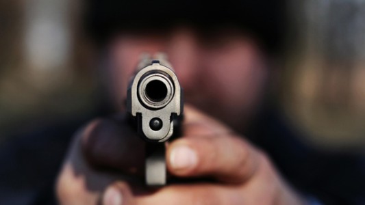 Investigan la muerte de un joven de 19 años tras un tiroteo en barrio Coronel Dorrego