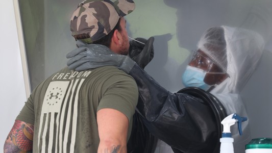 Piden donantes de plasma en Florida mientras escasean tratamientos y se saturan hospitales